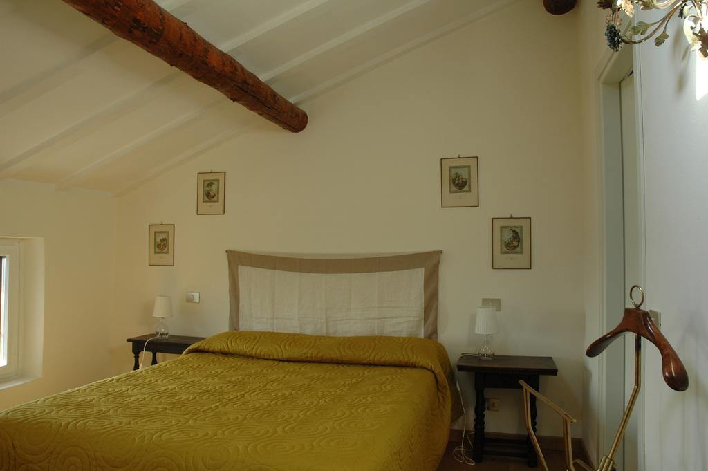 Agriturismo Tenuta La Pergola Μπαρντολίνο Δωμάτιο φωτογραφία