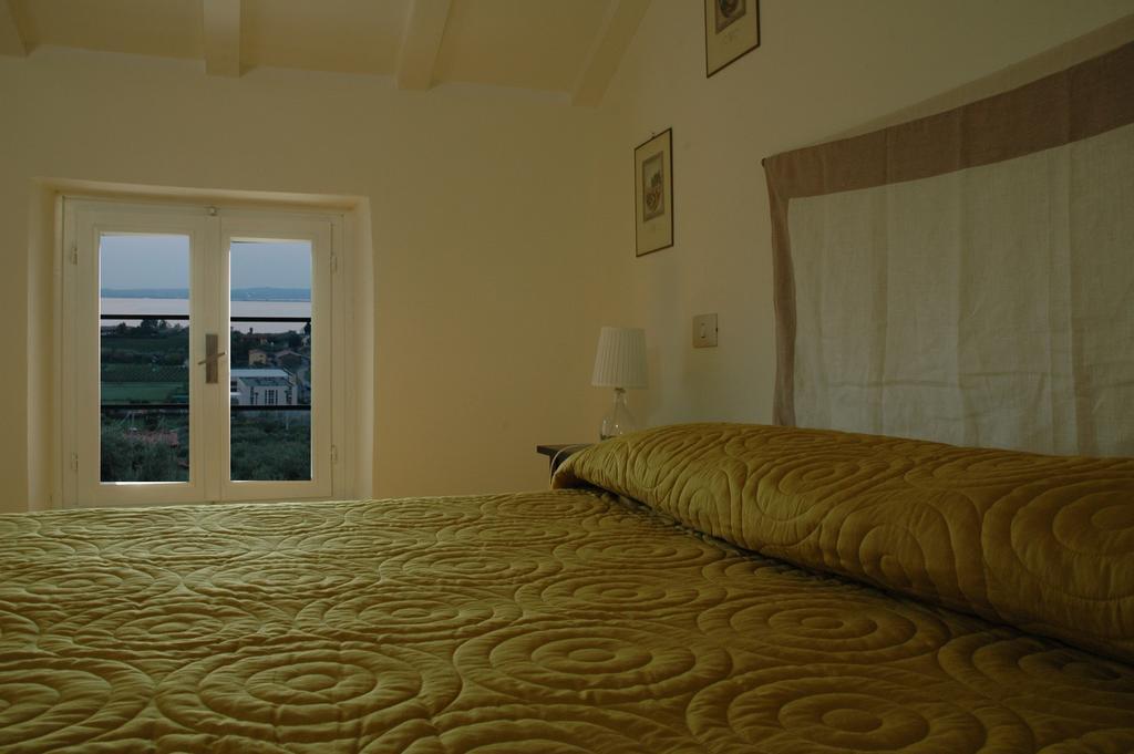 Agriturismo Tenuta La Pergola Μπαρντολίνο Δωμάτιο φωτογραφία